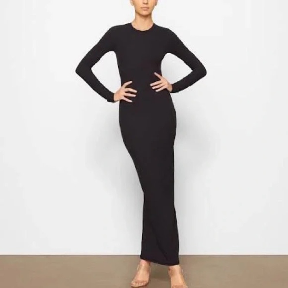 SKIMS Fits Everybody Crew Neck Long Sleeve Maxi Dress Black Onyx Size S